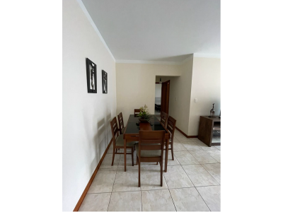 LOTE 001 - :  Apartamento 502 , do edifício residencial Anderson